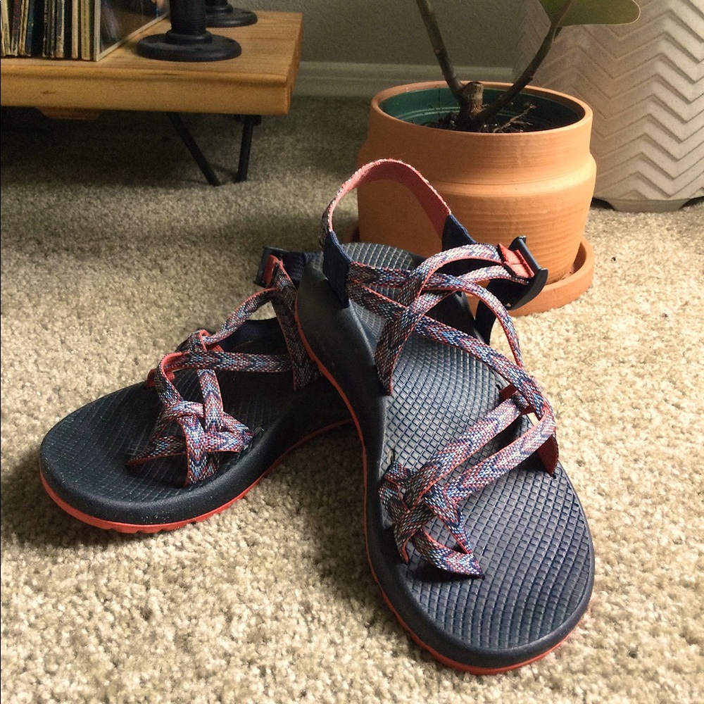Women’s Chacos ZX/2 Classic Size 8